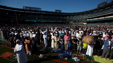 امریکہ میں مذہبی تعصب کی بنیاد پر مسلمانوں کی جاسوسی: بالآخر امریکی سپریم کورٹ نے ایف بی آئی کو طلب کر لیا