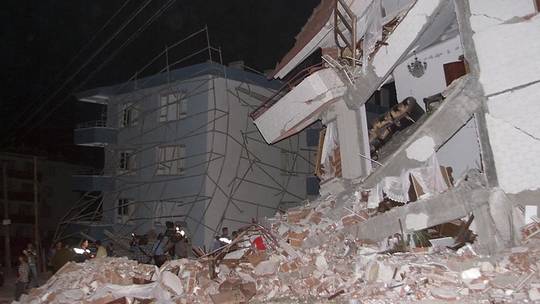 استنبول میں بڑے زلزلے کا خطرہ 80% تک بڑھ گیا: محققین