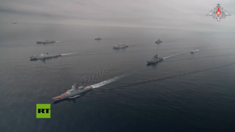 چینی اور روسی بحریہ کی مشترکہ بحری مشقیں جاری (ویڈیو)